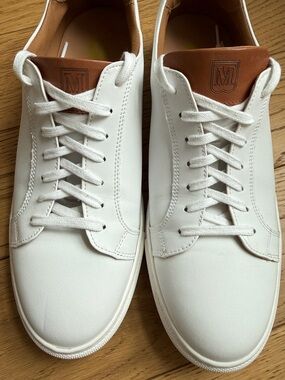 Bruno Magli White Leather Low-Top Sneakers with Brown Heel Tab